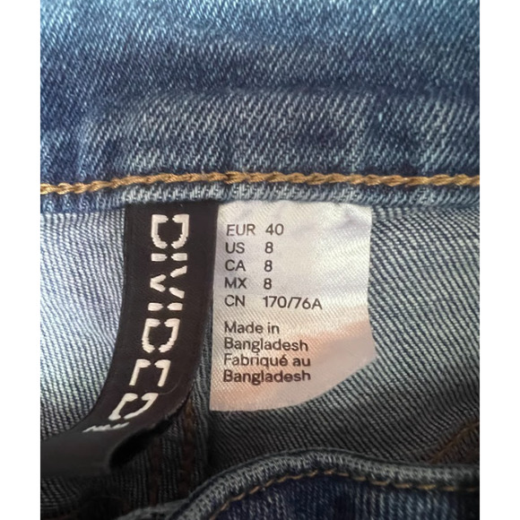 H&M Divide Juniors Jean Shorts Size 8 - Picture 3 of 3